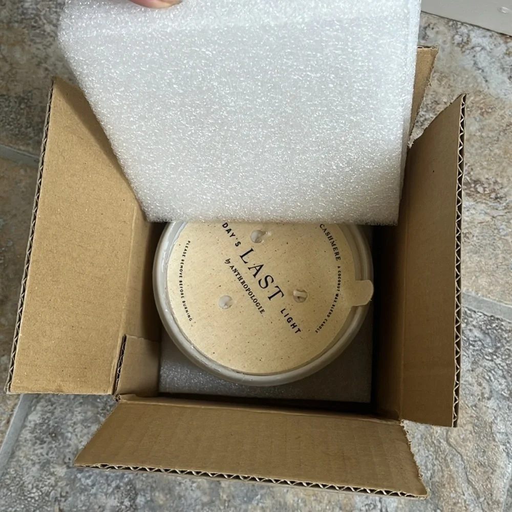 Anthropologie Days Last Light Floral Lavender Cashmere Boxed Candle NIB